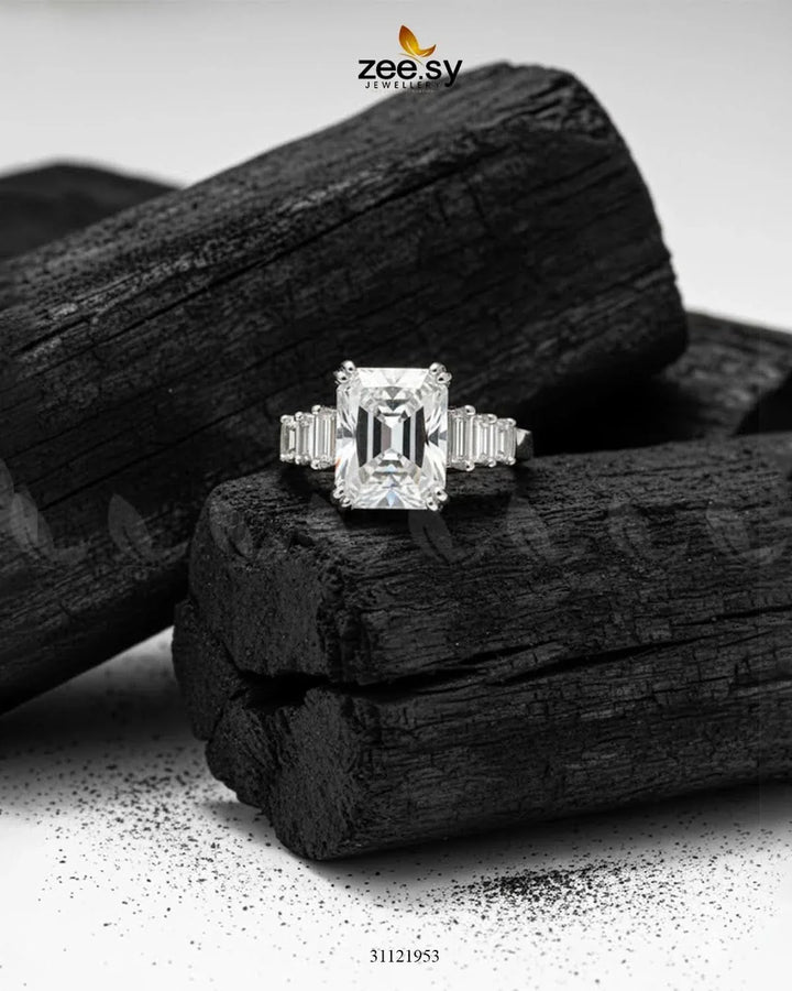 Rich Bold Square Cluster Ring Finger Ring - Zeesy Jewellery Pakistan | Premium Artificial & Imitation Jewellery