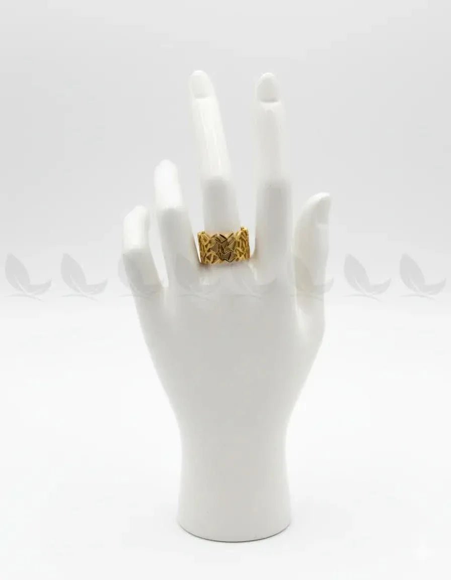 Solis Luminous Radiant Ring Finger Ring - Zeesy Jewellery Pakistan | Premium Artificial & Imitation Jewellery