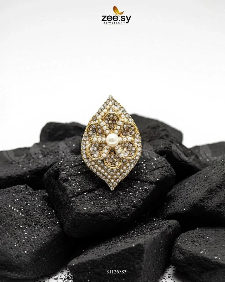 Starlit Leaf Cluster Pave Ring Finger Ring - Zeesy Jewellery Pakistan | Premium Artificial & Imitation Jewellery