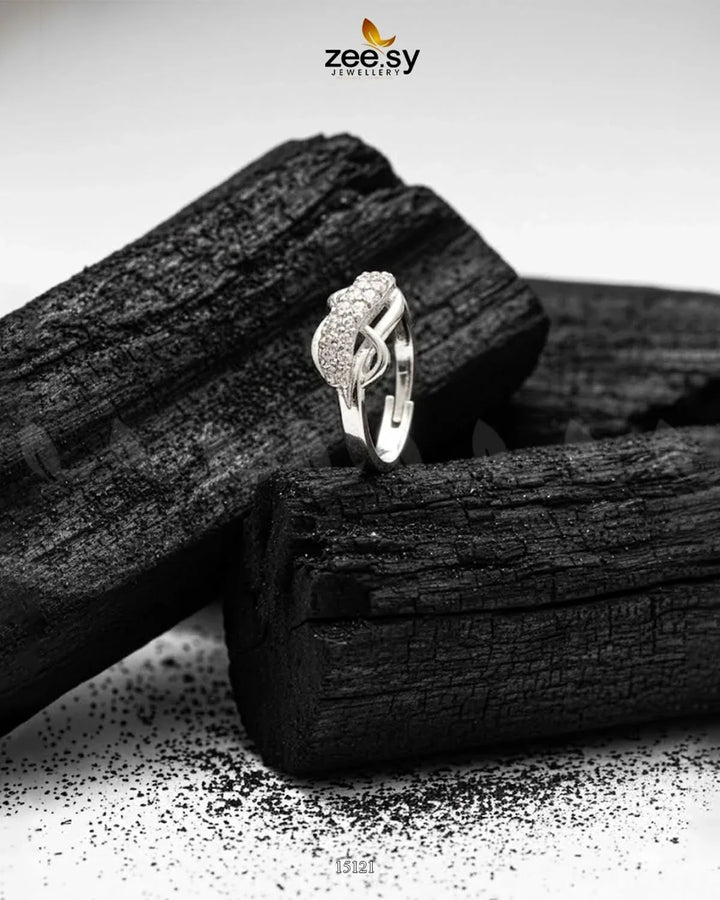 Wave Grace Cluster Pave Ring Finger Ring - Zeesy Jewellery Pakistan | Premium Artificial & Imitation Jewellery