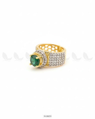 Royal High Setting Wide Ring Emerald Green Finger Ring - Zeesy Jewellery Pakistan | Premium Artificial & Imitation Jewellery