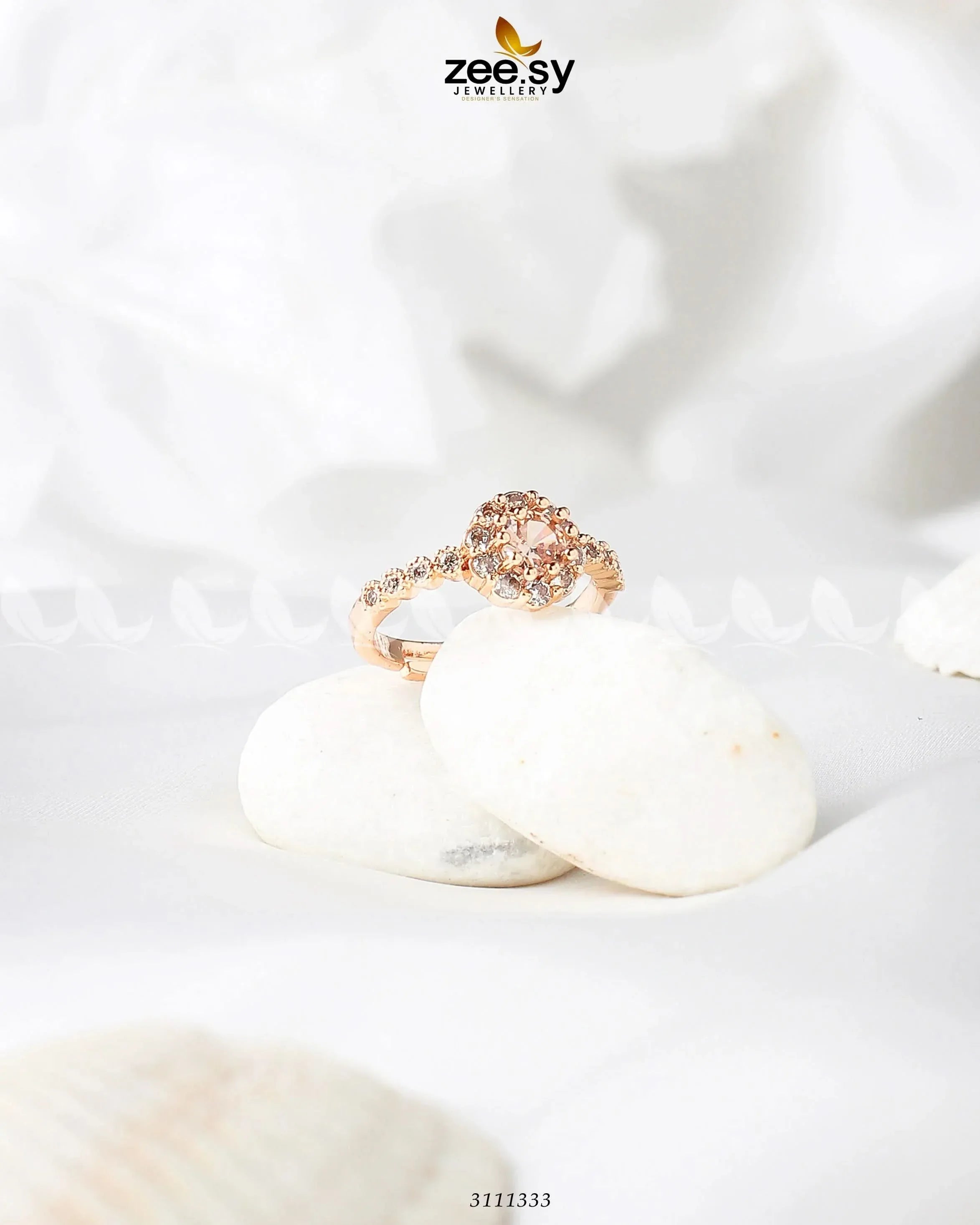 Gleaming Ring - Zeesy.pk