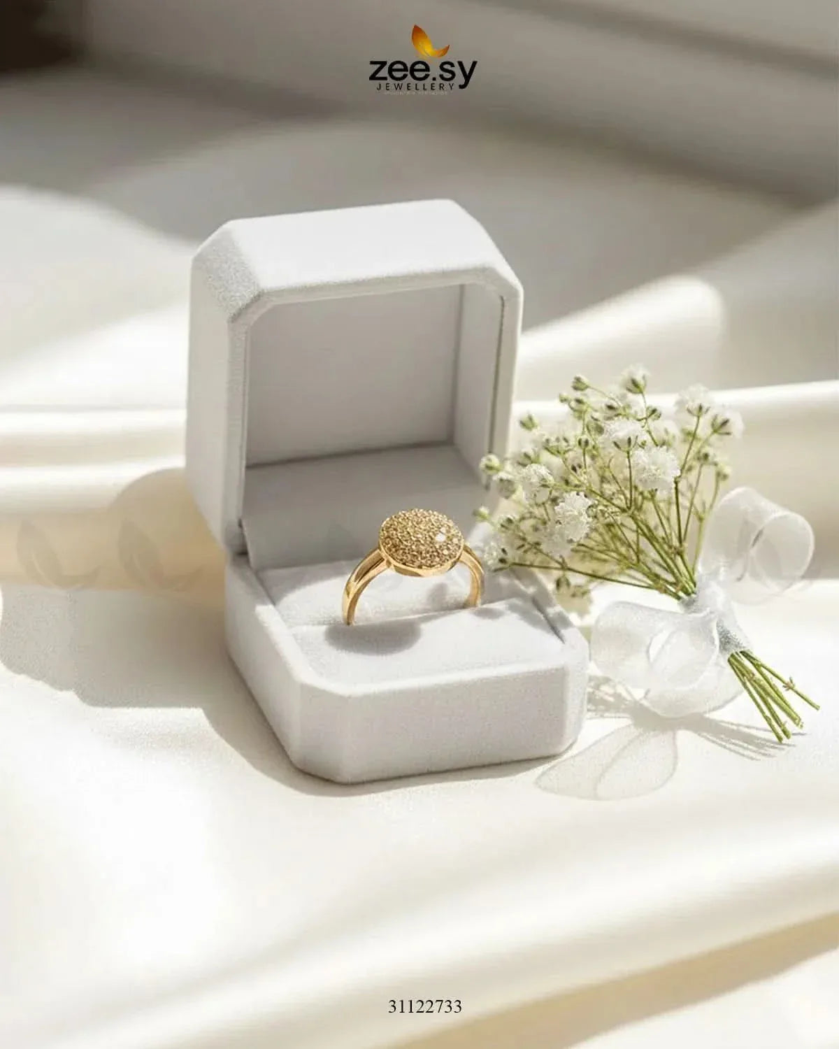 Chic Everyday Sparkle Band Ring Golden Finger Ring - Zeesy Jewellery Pakistan | Premium Artificial & Imitation Jewellery