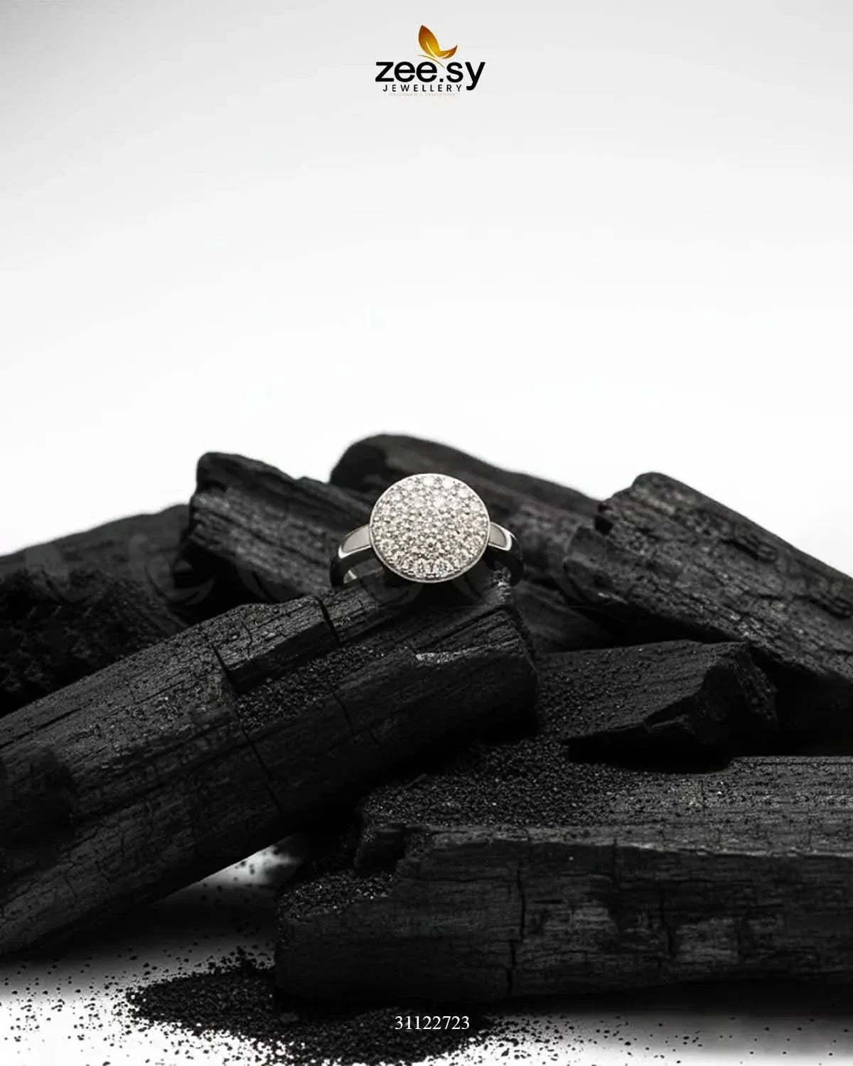 Chic Everyday Sparkle Band Ring Silver Finger Ring - Zeesy Jewellery Pakistan | Premium Artificial & Imitation Jewellery