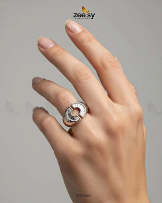 Curved Jewel Tone Ring Finger Ring - Zeesy Jewellery Pakistan | Premium Artificial & Imitation Jewellery