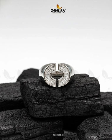 Curved Jewel Tone Ring Silver Finger Ring - Zeesy Jewellery Pakistan | Premium Artificial & Imitation Jewellery