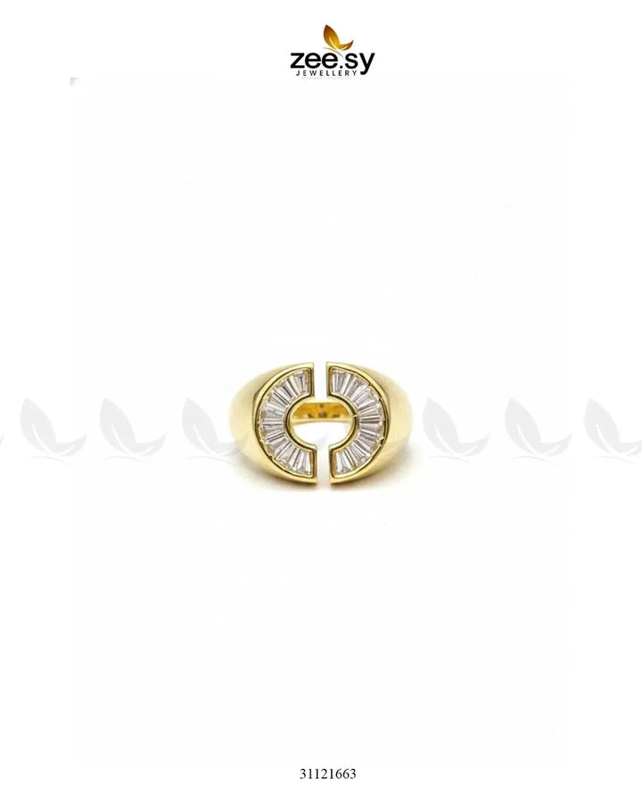 Curved Jewel Tone Ring Finger Ring - Zeesy Jewellery Pakistan | Premium Artificial & Imitation Jewellery
