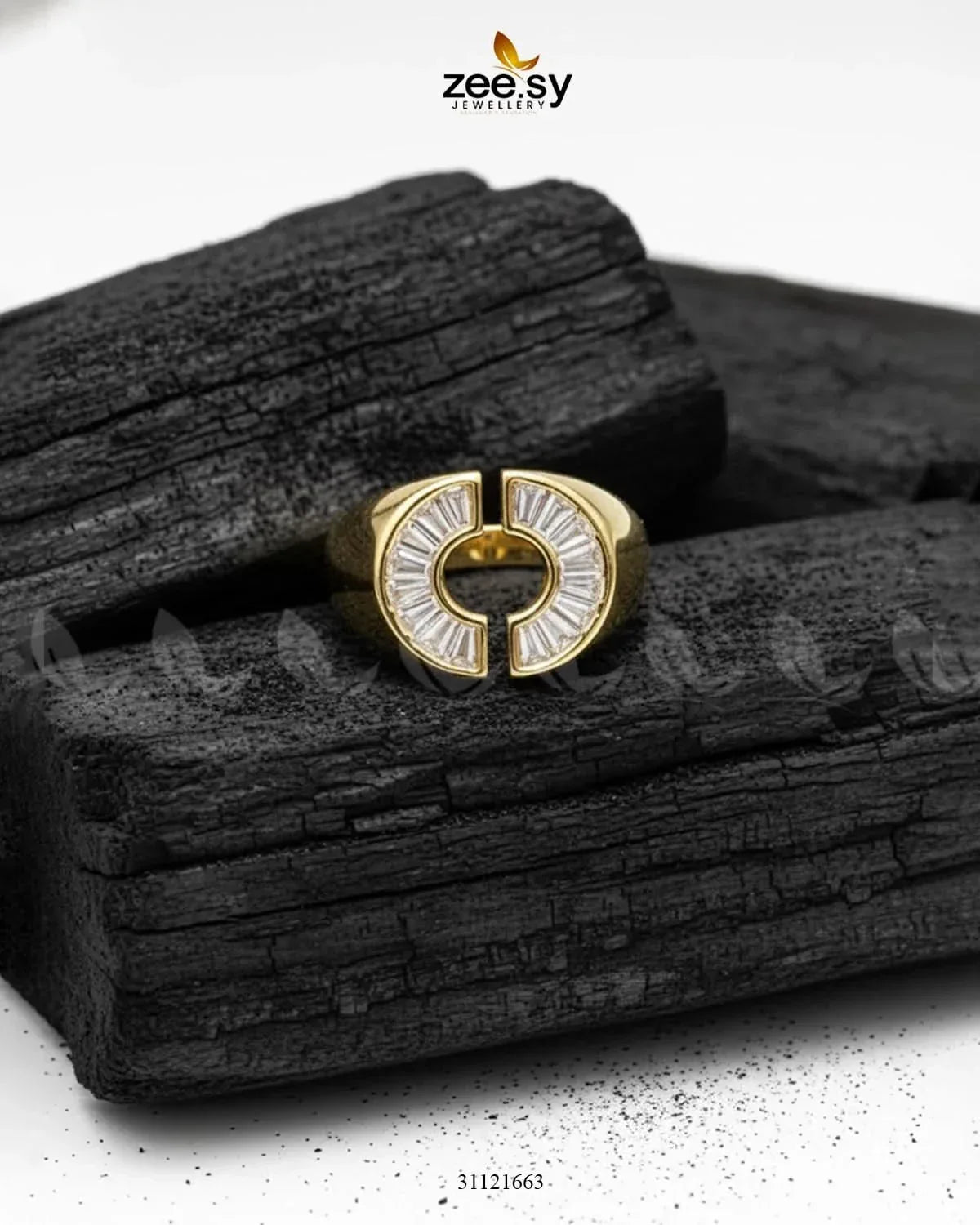 Curved Jewel Tone Ring Golden Finger Ring - Zeesy Jewellery Pakistan | Premium Artificial & Imitation Jewellery