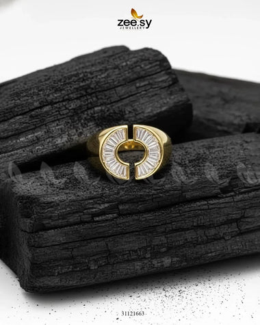 Curved Jewel Tone Ring Golden Finger Ring - Zeesy Jewellery Pakistan | Premium Artificial & Imitation Jewellery