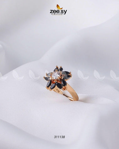 Daisy Ring Golden Black Finger Ring - Zeesy Jewellery Pakistan | Premium Artificial & Imitation Jewellery