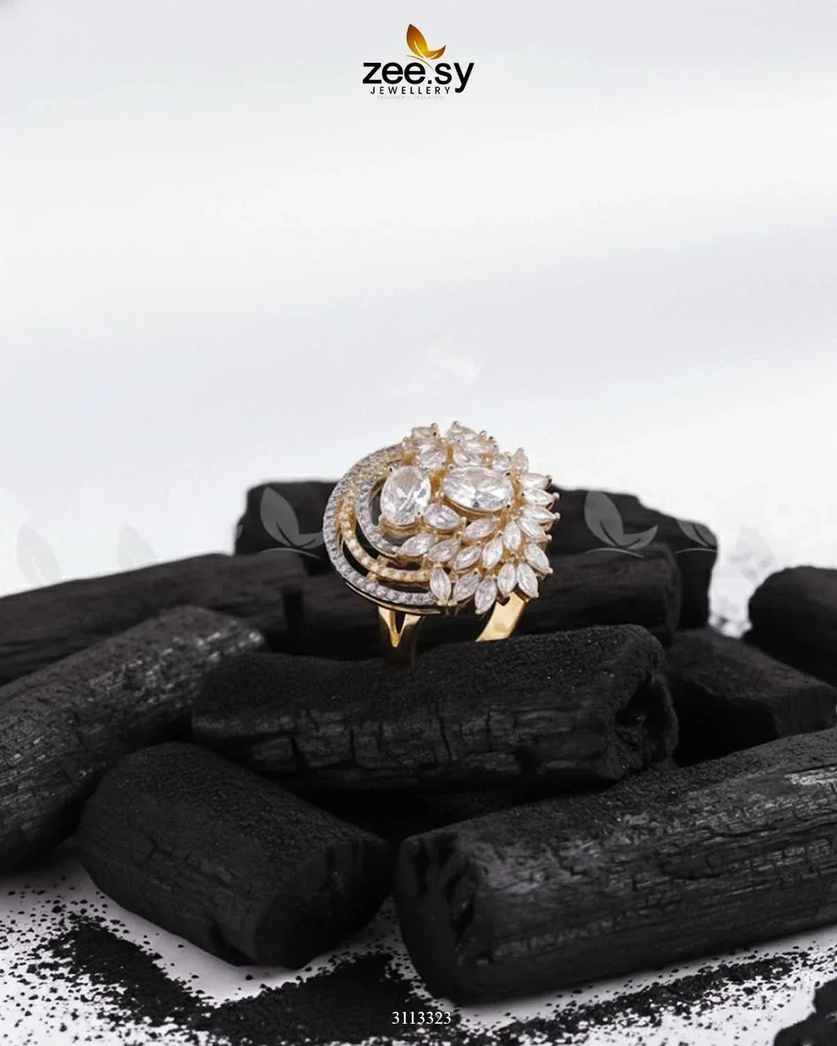 Zoya's Ring Finger Ring - Zeesy Jewellery Pakistan | Premium Artificial & Imitation Jewellery
