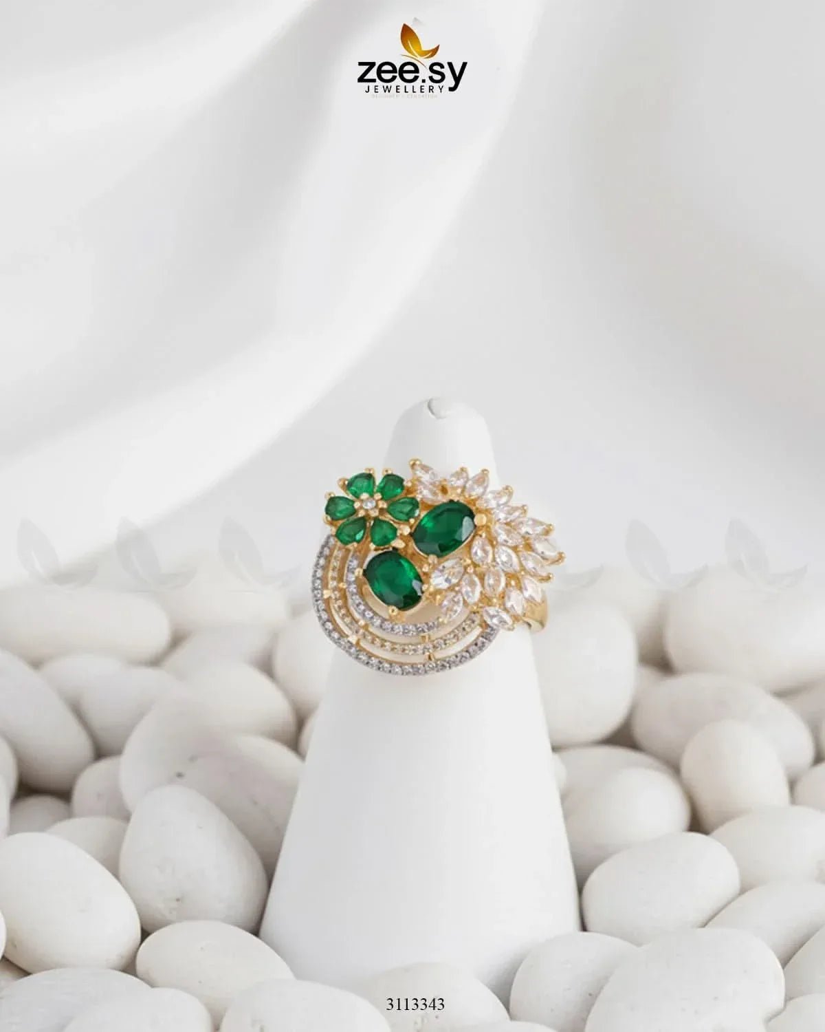 Zoya's Ring Finger Ring - Zeesy Jewellery Pakistan | Premium Artificial & Imitation Jewellery