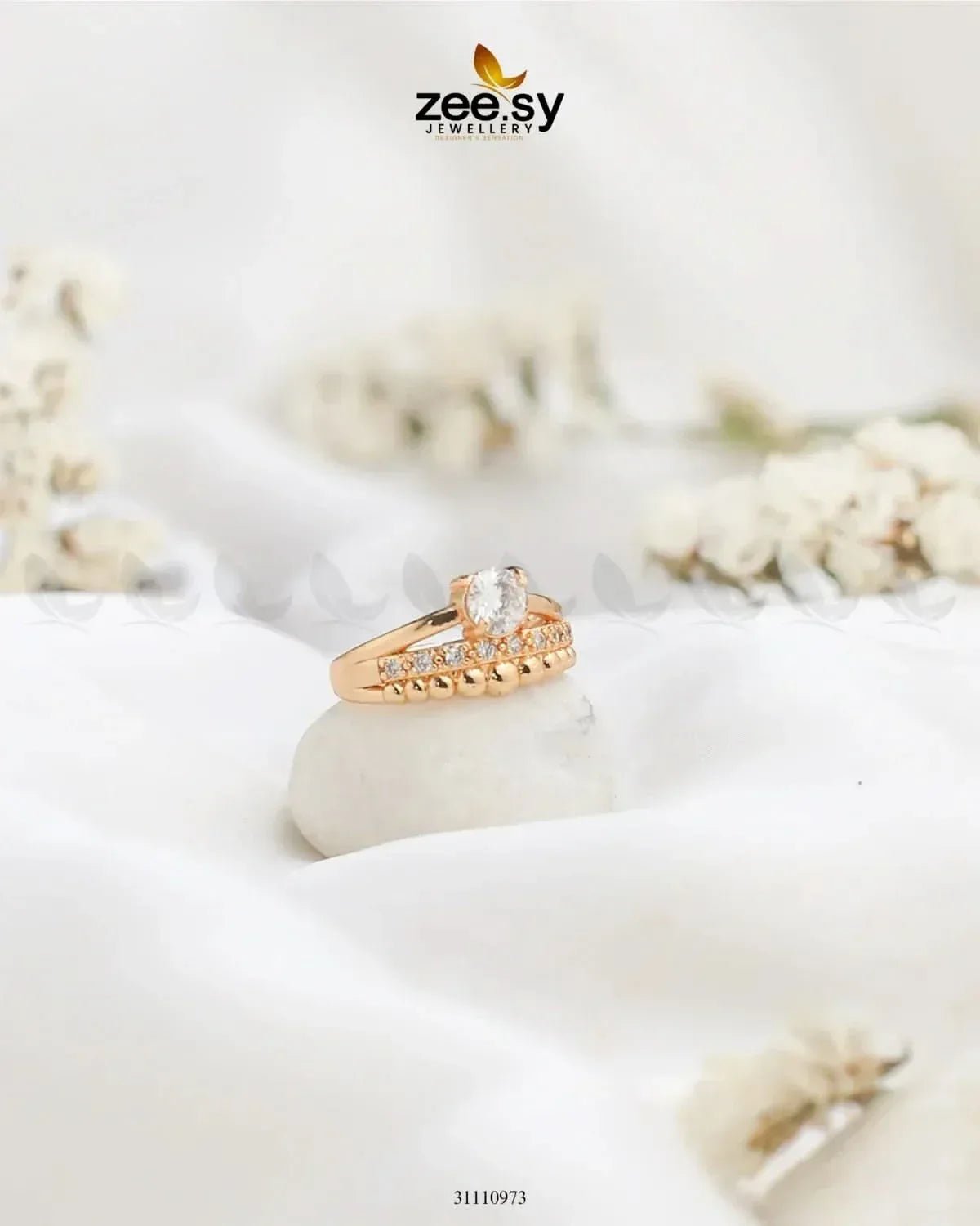 Auraya Ring - Zeesy.pk