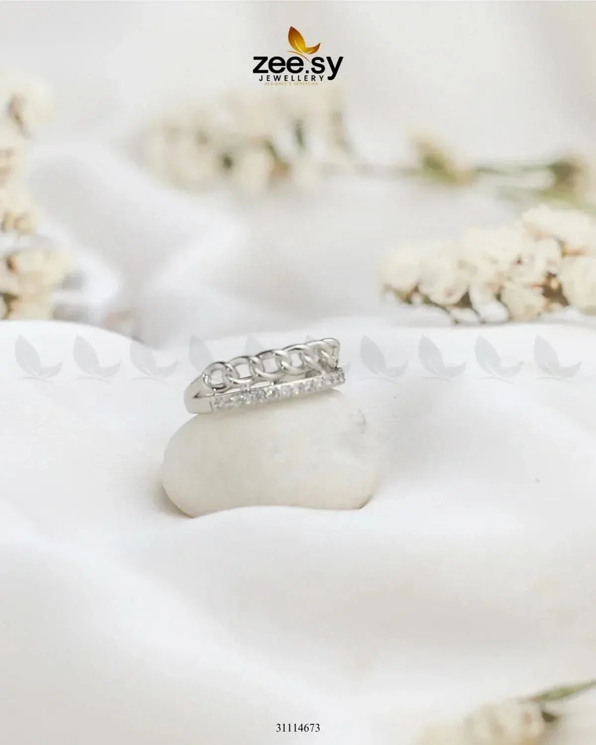 GleamLink Ring Finger Ring - Zeesy Jewellery Pakistan | Premium Artificial & Imitation Jewellery