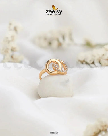 Mirora Ring Golden Finger Ring - Zeesy Jewellery Pakistan | Premium Artificial & Imitation Jewellery