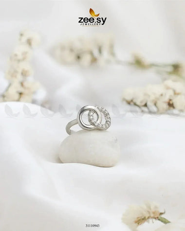 Mirora Ring Silver Finger Ring - Zeesy Jewellery Pakistan | Premium Artificial & Imitation Jewellery