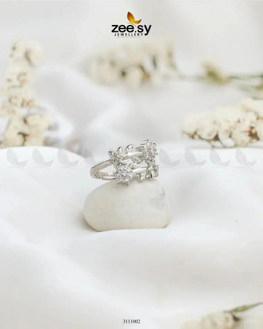 Orvella Rings Silver Finger Ring - Zeesy Jewellery Pakistan | Premium Artificial & Imitation Jewellery