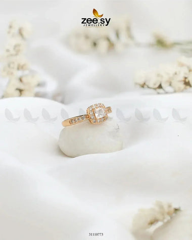 Zirelle Rings Golden Finger Ring - Zeesy Jewellery Pakistan | Premium Artificial & Imitation Jewellery