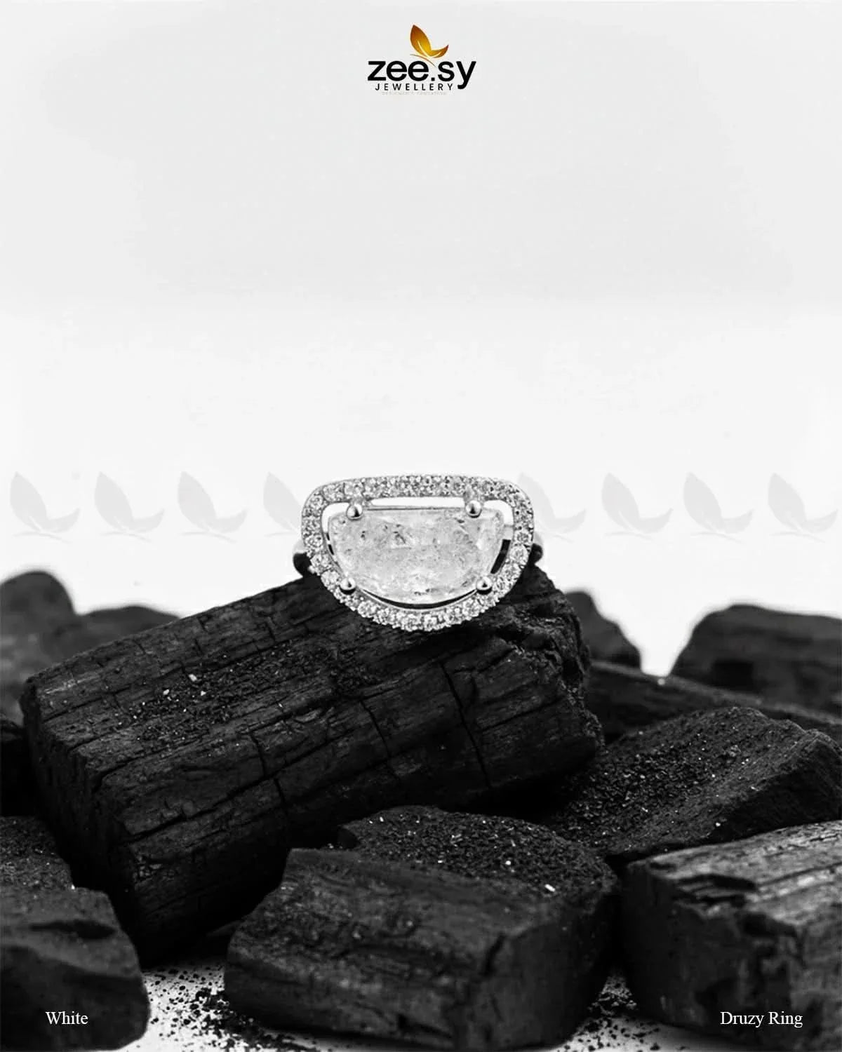 Druzy Ring Finger Ring - Zeesy Jewellery Pakistan | Premium Artificial & Imitation Jewellery