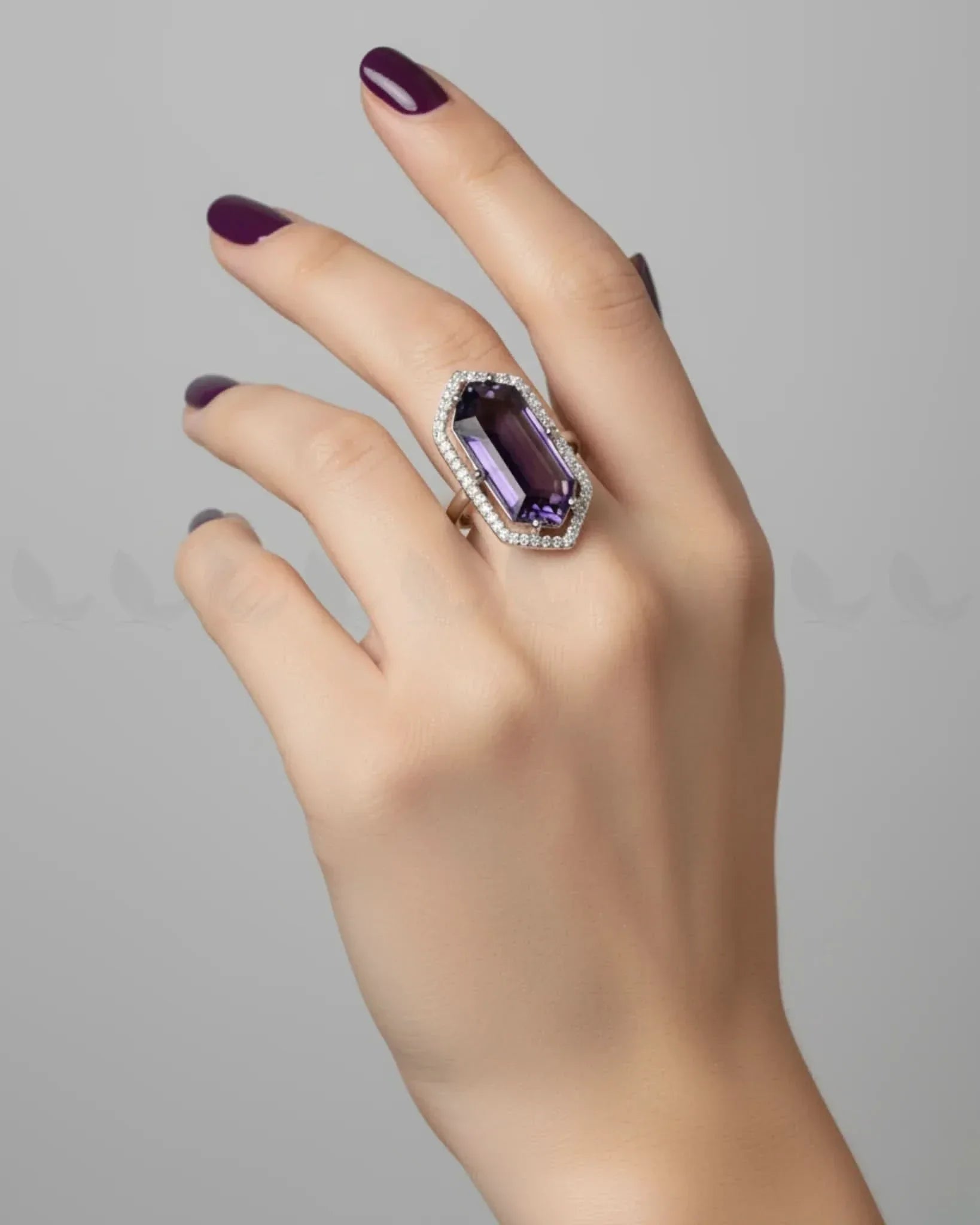 Painite Ring - Zeesy.pk