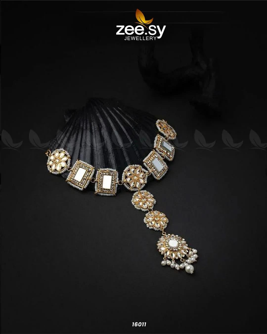 Entice Matha Patti - Zeesy.pk