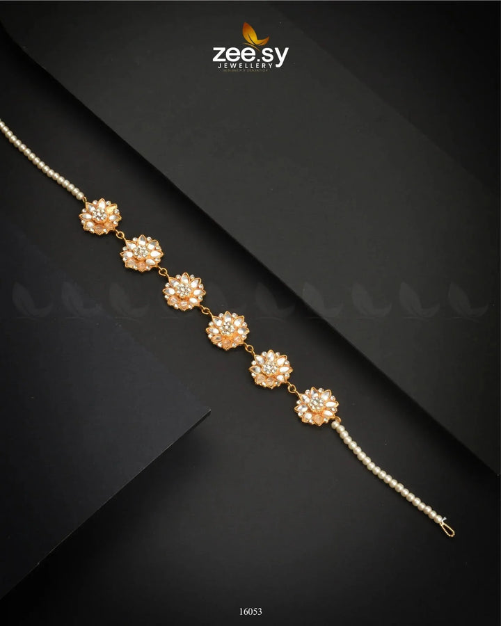 Shish Patti Graceful Headpiece Golden MATHA PATI - Zeesy Jewellery Pakistan | Premium Artificial & Imitation Jewellery