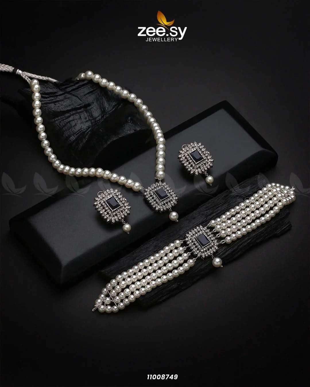 NECKLACE-1005 - Zeesy.pk