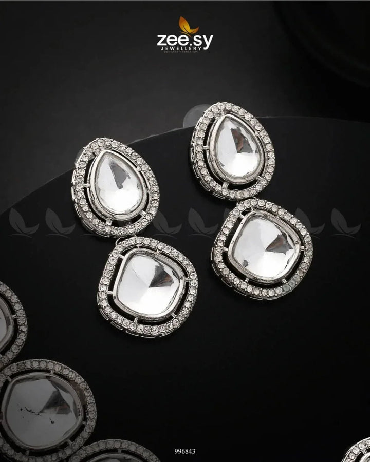 Kalanchoe Necklace Set Necklace Sets - Zeesy Jewellery Pakistan | Premium Artificial & Imitation Jewellery