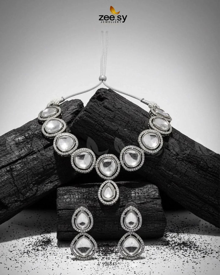 Kalanchoe Necklace Set Necklace Sets - Zeesy Jewellery Pakistan | Premium Artificial & Imitation Jewellery