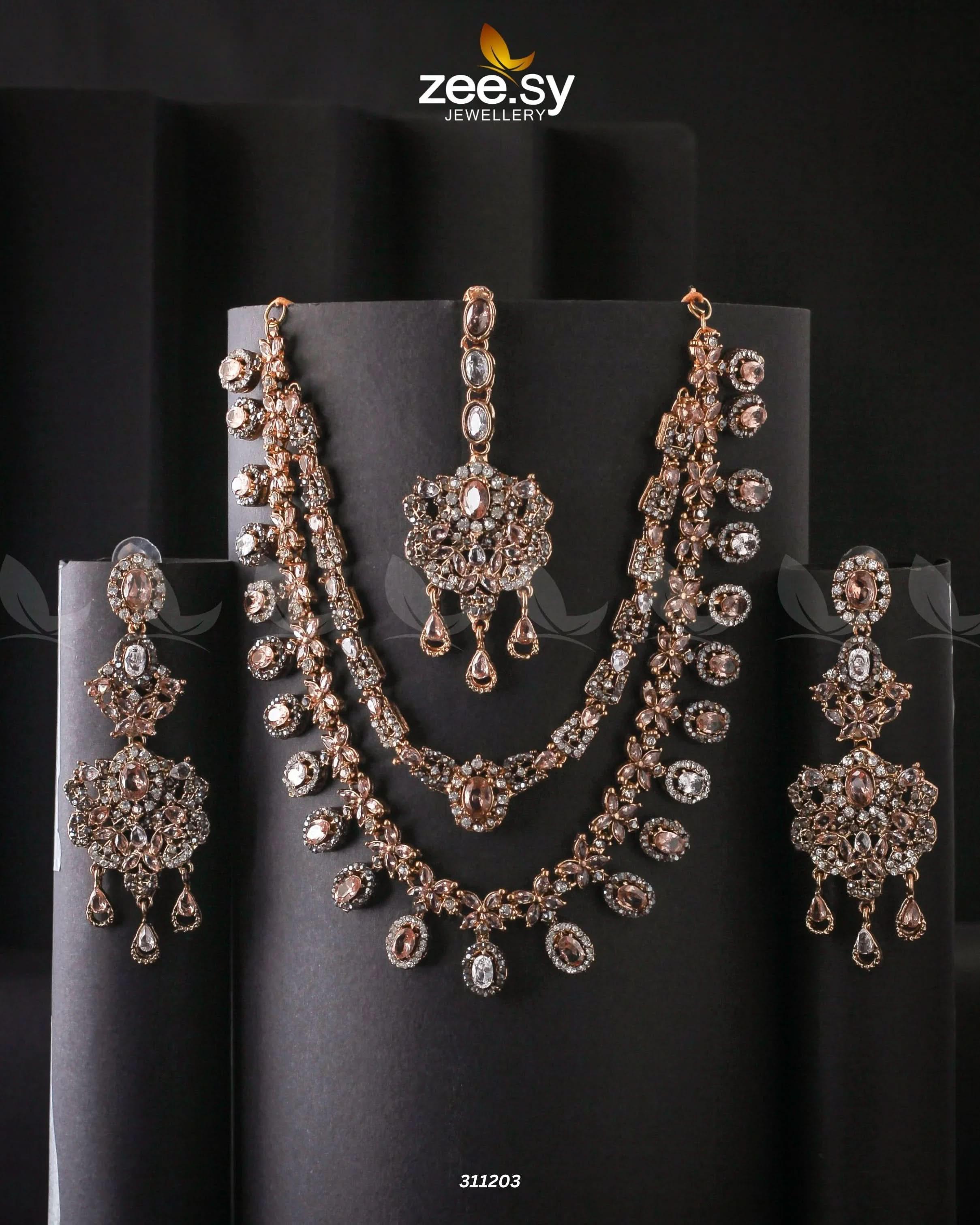 Zarqa Necklace - Zeesy.pk