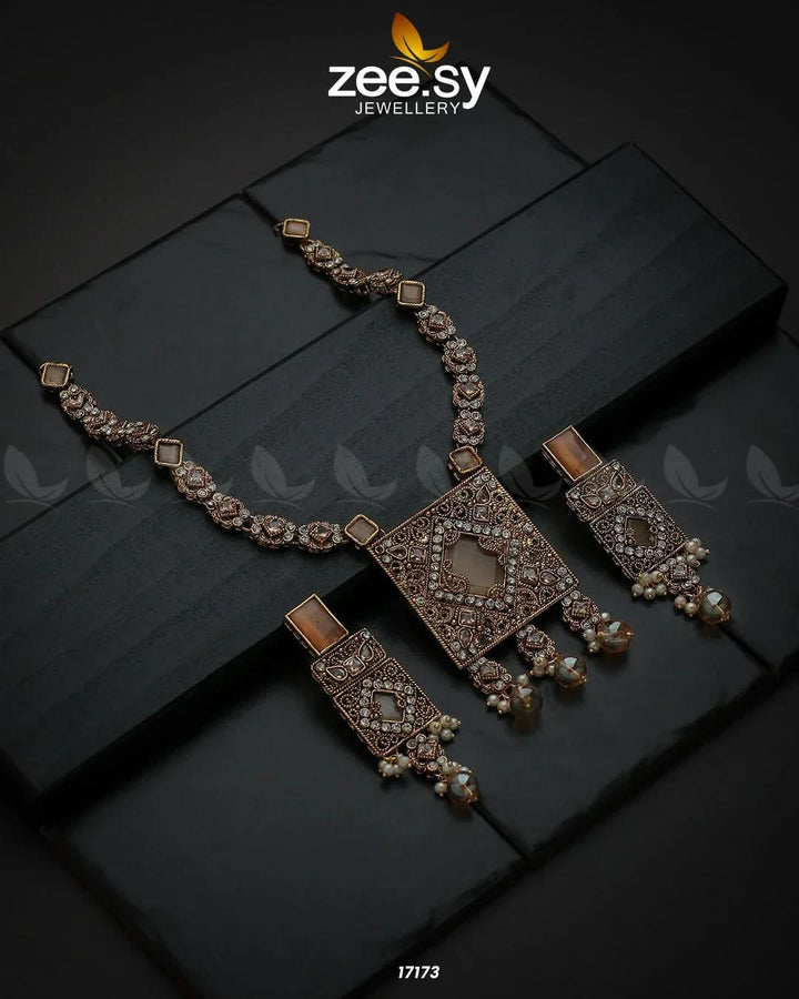 Captivating Crystals Necklace Necklace Sets - Zeesy Jewellery Pakistan | Premium Artificial & Imitation Jewellery
