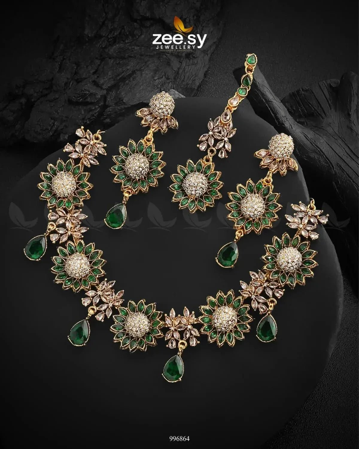 Oleander Necklace Set - Zeesy.pk