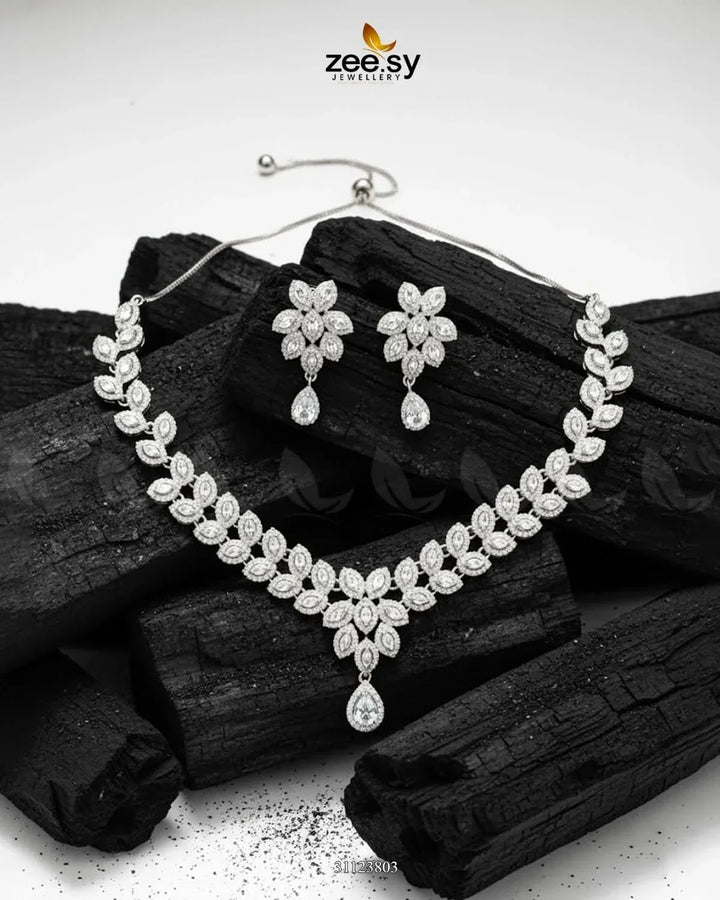 Rich Heritage Stream Necklace Set Silver White Necklace Sets - Zeesy Jewellery Pakistan | Premium Artificial & Imitation Jewellery