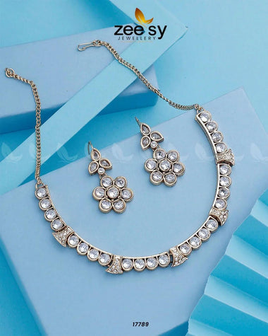 Textured Necklace Golden White Necklace Sets - Zeesy Jewellery Pakistan | Premium Artificial & Imitation Jewellery