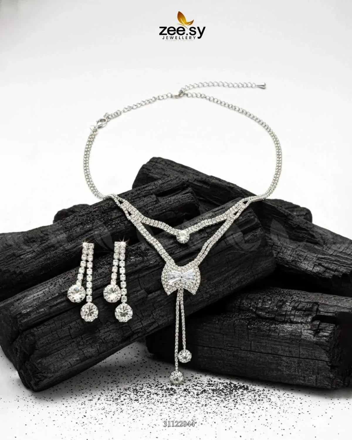 Brilliant Ribbon Drape Necklace Set Necklace Sets - Zeesy Jewellery Pakistan | Premium Artificial & Imitation Jewellery