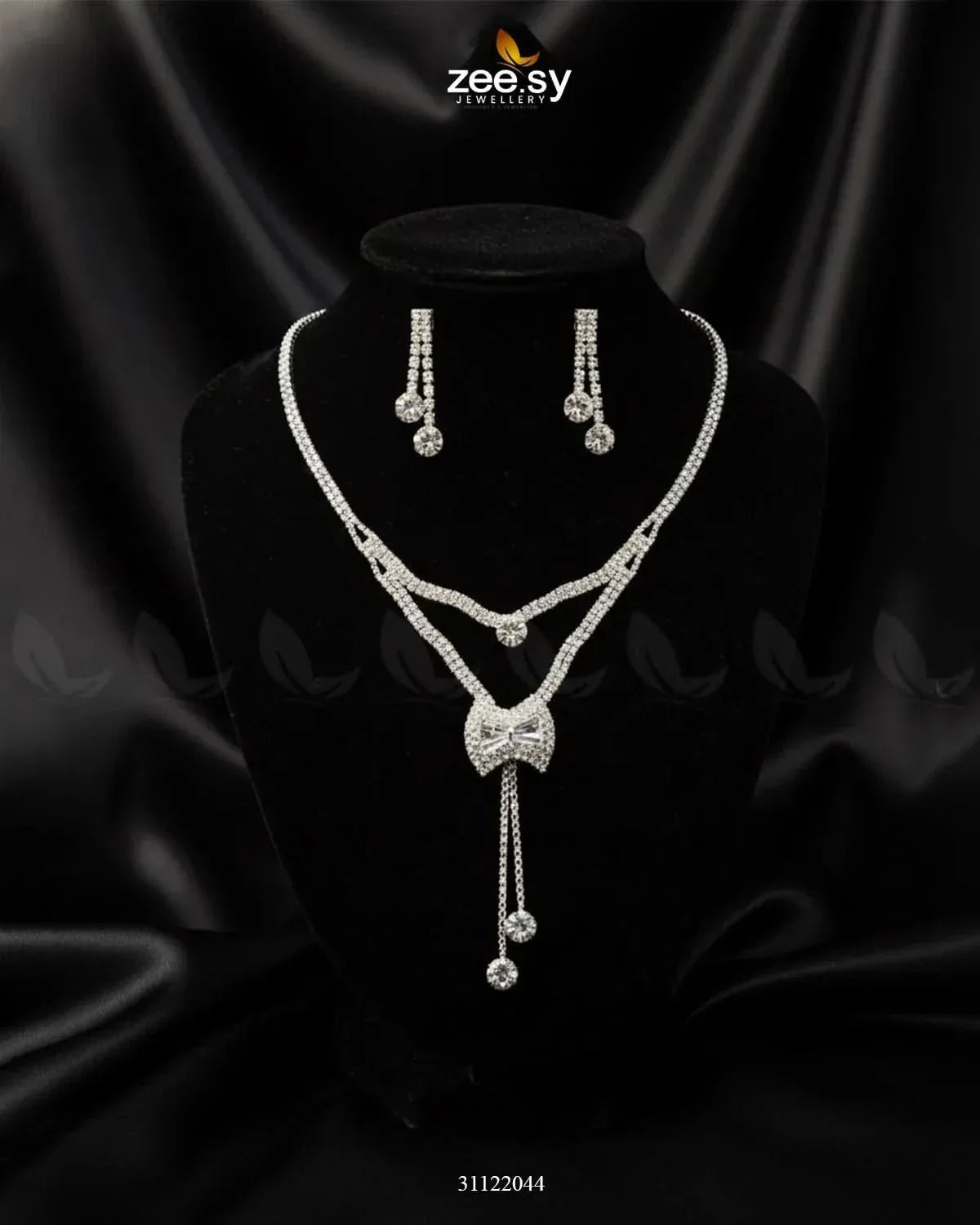 Brilliant Ribbon Drape Necklace Set Silver Necklace Sets - Zeesy Jewellery Pakistan | Premium Artificial & Imitation Jewellery