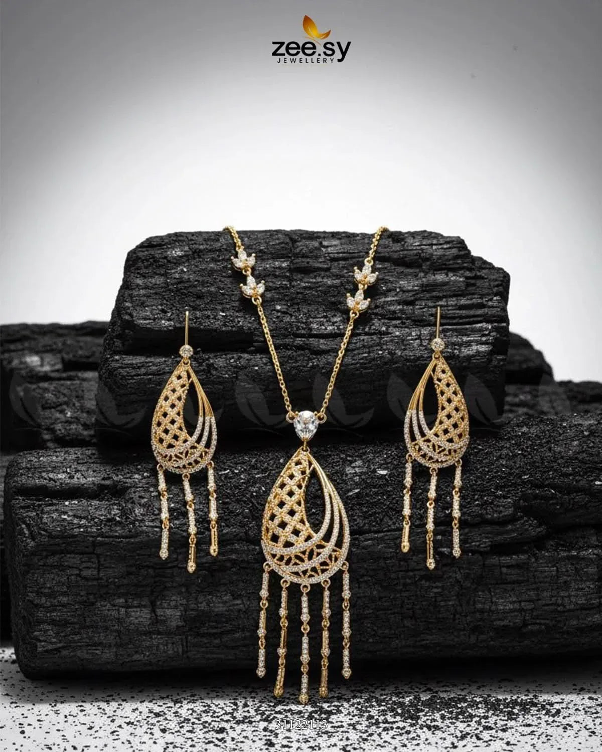 Cascade Dangle Necklace Set Golden Necklace Sets - Zeesy Jewellery Pakistan | Premium Artificial & Imitation Jewellery