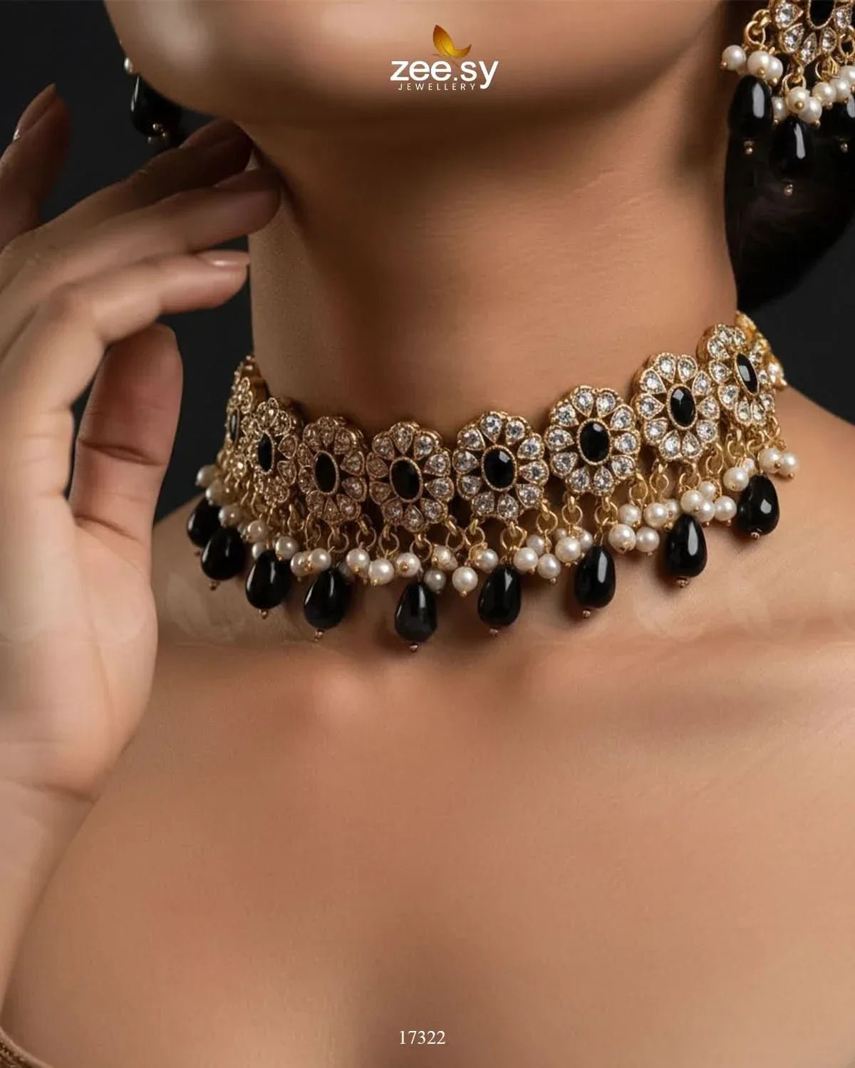 Blooming Flower Necklace Set - Zeesy.pk