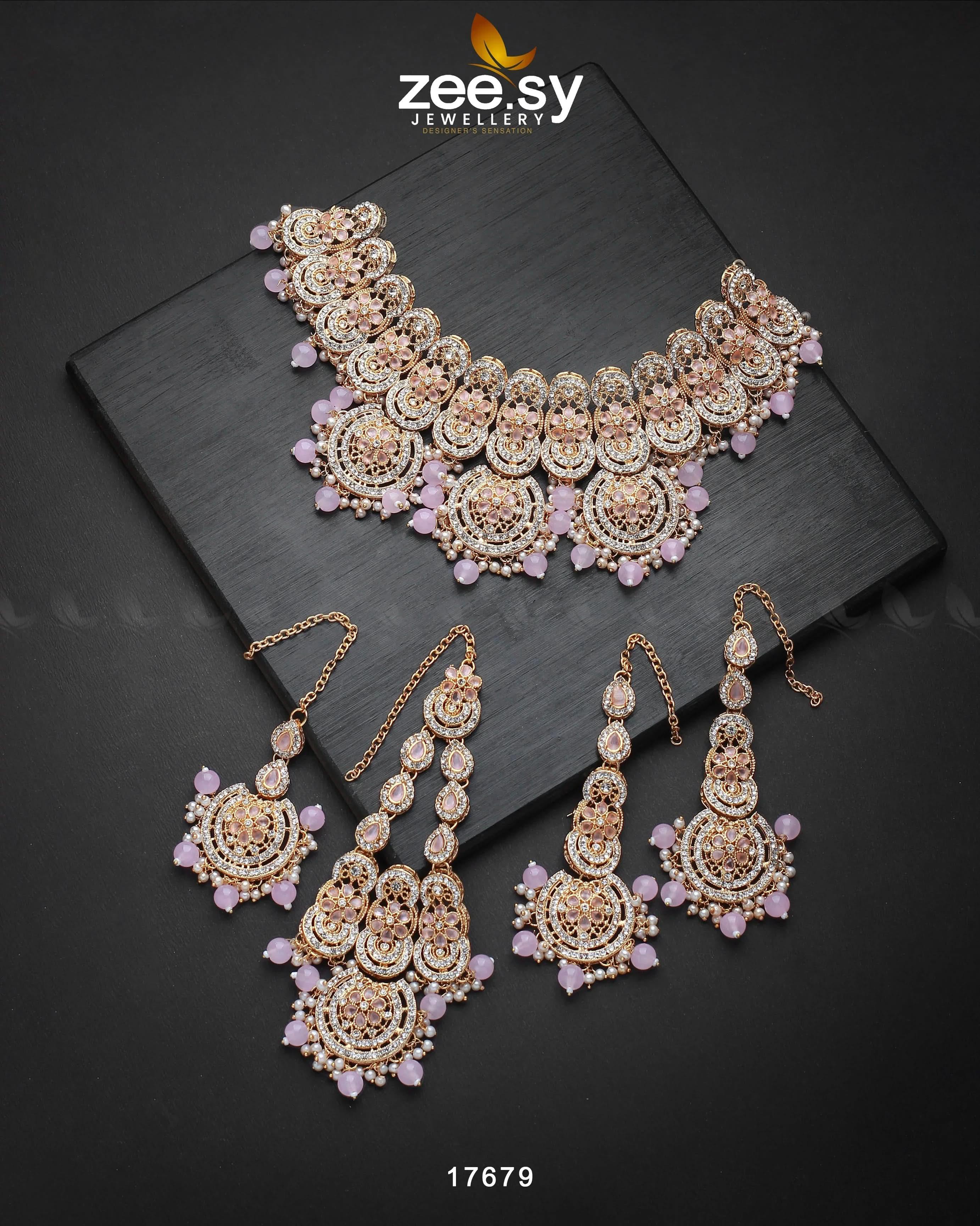 Panoramic Necklace - Zeesy.pk