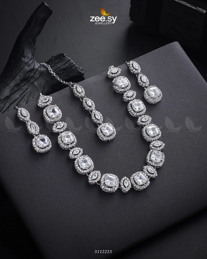 Scabiosa Necklace Set Silver White Necklace Sets - Zeesy Jewellery Pakistan | Premium Artificial & Imitation Jewellery