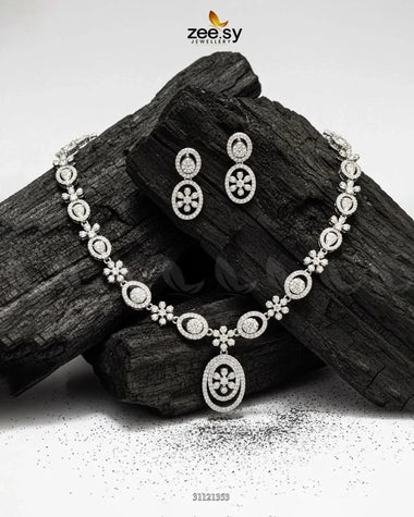 Dainty Oval Floral Necklace Set Silver Necklace Sets - Zeesy Jewellery Pakistan | Premium Artificial & Imitation Jewellery