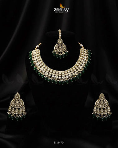 Eminet Braod Gilded Necklace Set Golden Green Necklace Sets - Zeesy Jewellery Pakistan | Premium Artificial & Imitation Jewellery