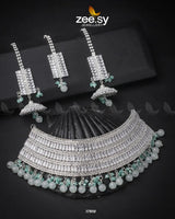 Sumayah's Choker Necklace - Zeesy.pk
