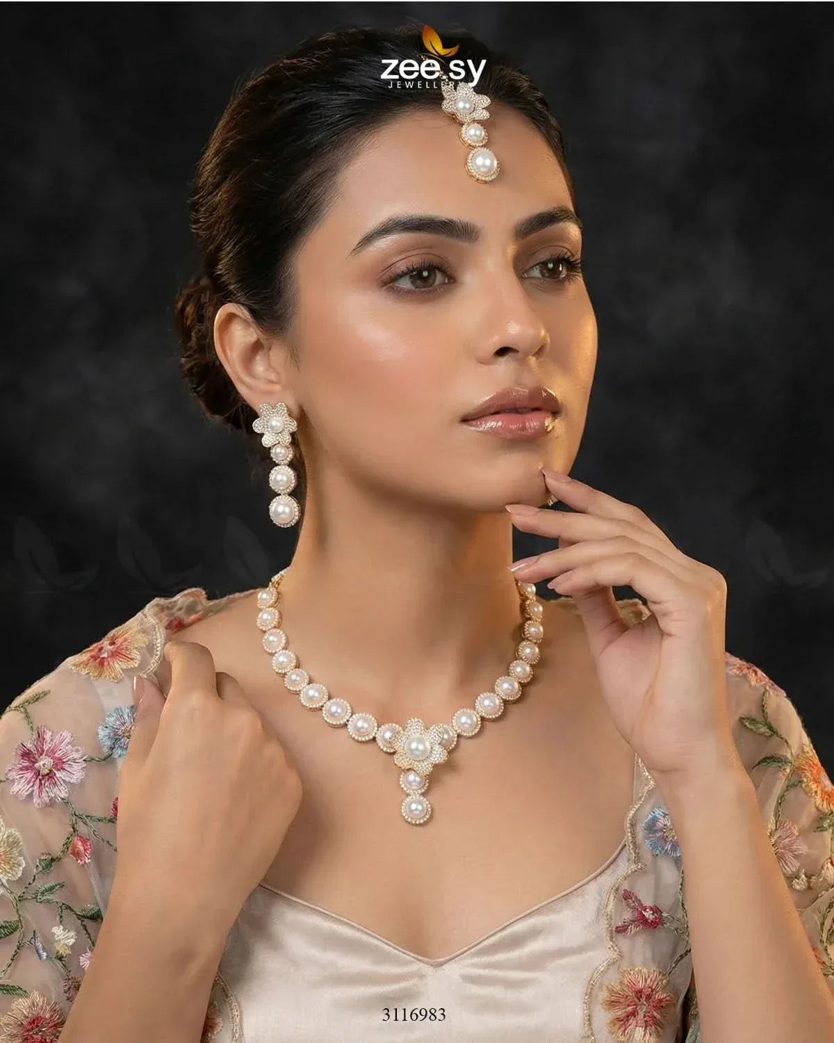 Helenium Necklace Set - Zeesy.pk