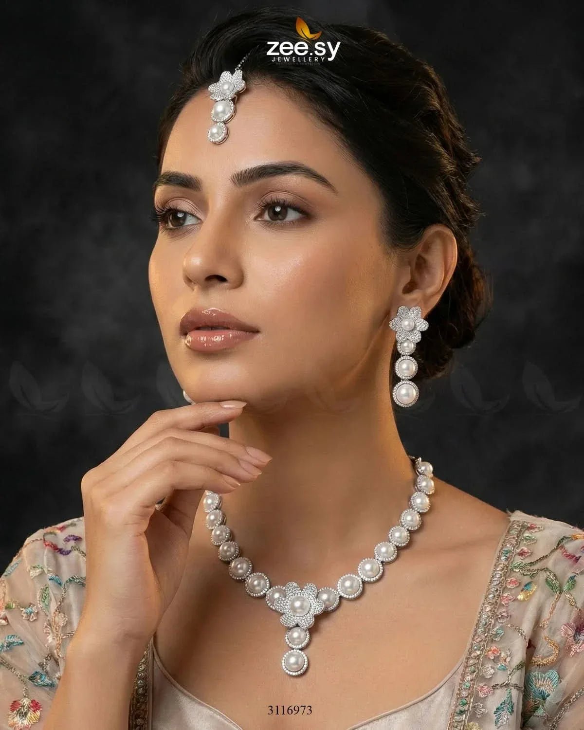 Helenium Necklace Set - Zeesy.pk