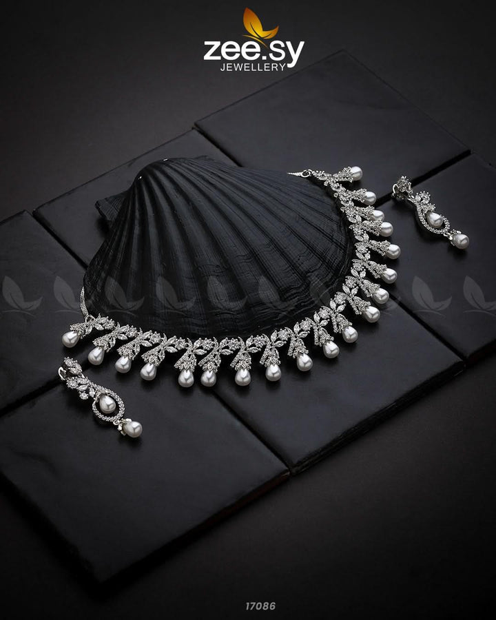 Captivating Zircon Necklace Silver White Necklace Sets - Zeesy Jewellery Pakistan | Premium Artificial & Imitation Jewellery