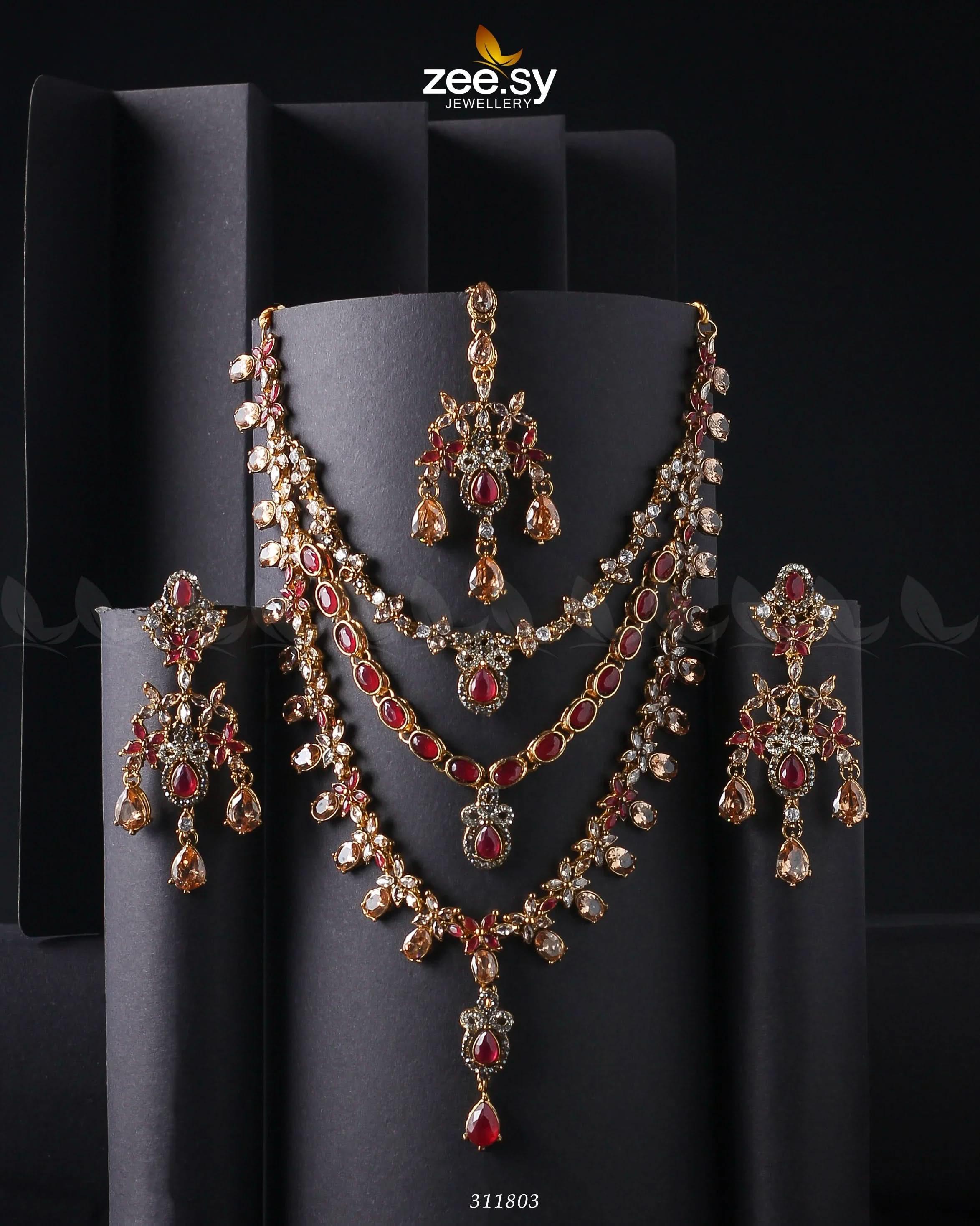 Sonya's Necklace Set Golden Red Necklace Sets - Zeesy Jewellery Pakistan | Premium Artificial & Imitation Jewellery