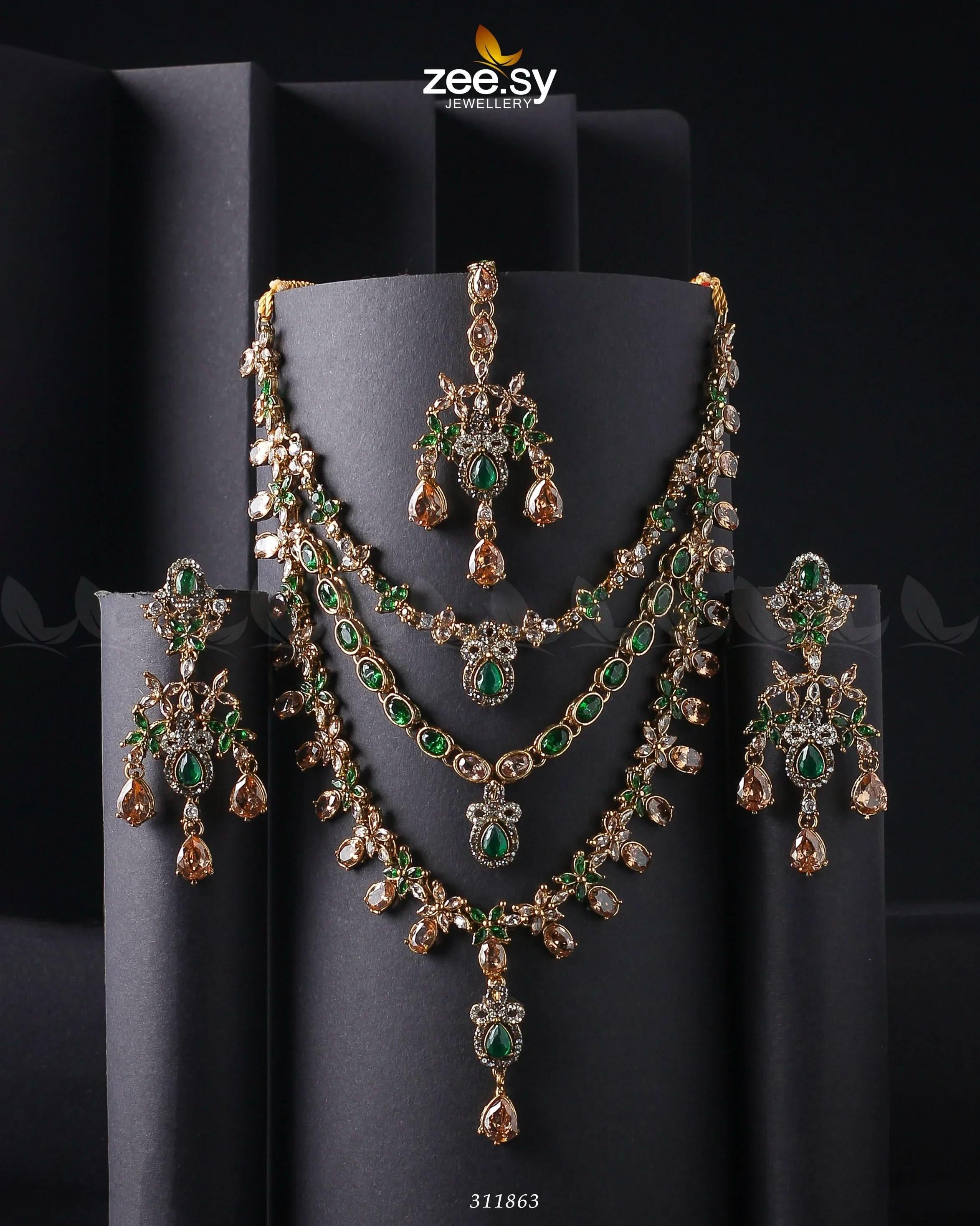 Sonya's Necklace Set Golden Champagne & Green Necklace Sets - Zeesy Jewellery Pakistan | Premium Artificial & Imitation Jewellery