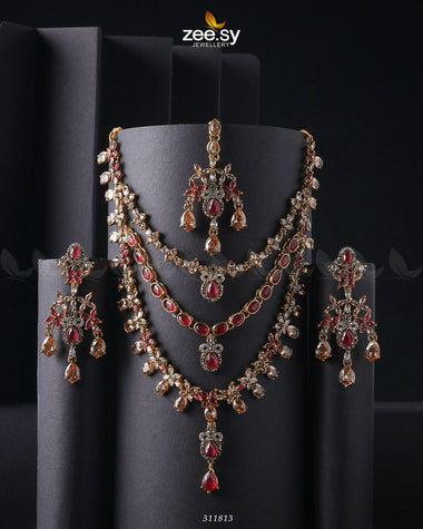 Sonya's Necklace Set Golden Ruby Necklace Sets - Zeesy Jewellery Pakistan | Premium Artificial & Imitation Jewellery