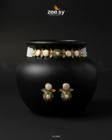 Crest Choker Necklace Set Green Necklace Sets - Zeesy Jewellery Pakistan | Premium Artificial & Imitation Jewellery